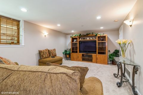 Tiny photo for 213 Pamela Drive, Bolingbrook, IL 60440 (MLS # 12459893)