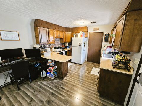 Tiny photo for 1521 Triangle Street, Mt Vernon, IL 62864 (MLS # 12637213)