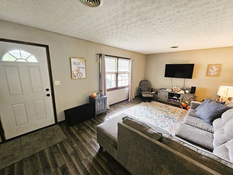 Tiny photo for 1521 Triangle Street, Mt Vernon, IL 62864 (MLS # 12637213)