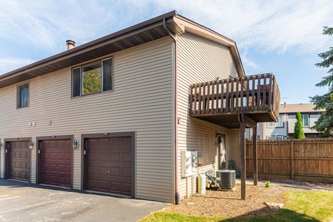 1707 Cedarbrook Court 1707 Sycamore IL 60178