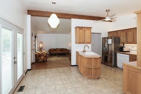 Tiny photo for 218 E Nerge Road, Roselle, IL 60172 (MLS # 12633280)