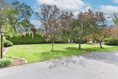 Tiny photo for 218 E Nerge Road, Roselle, IL 60172 (MLS # 12633280)