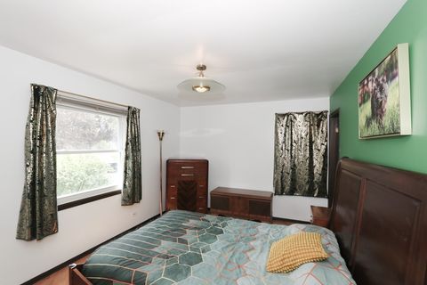 Tiny photo for 218 E Nerge Road, Roselle, IL 60172 (MLS # 12633280)
