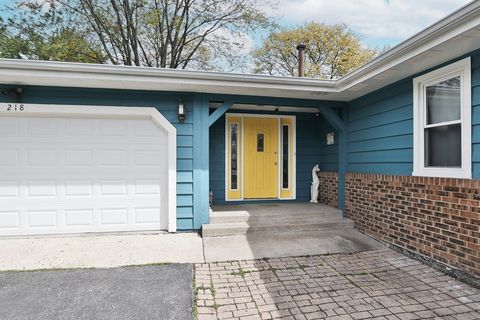 Tiny photo for 218 E Nerge Road, Roselle, IL 60172 (MLS # 12633280)