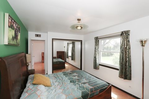 Tiny photo for 218 E Nerge Road, Roselle, IL 60172 (MLS # 12633280)