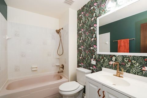 Tiny photo for 218 E Nerge Road, Roselle, IL 60172 (MLS # 12633280)