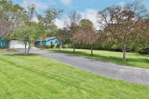 Tiny photo for 218 E Nerge Road, Roselle, IL 60172 (MLS # 12633280)