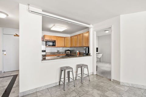 Tiny photo for 525 W Hawthorne Place #1102, Chicago, IL 60657 (MLS # 12761246)
