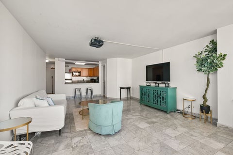 Tiny photo for 525 W Hawthorne Place #1102, Chicago, IL 60657 (MLS # 12761246)