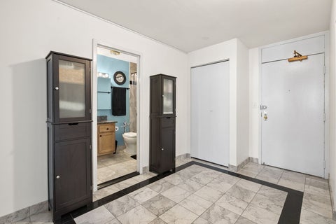 Tiny photo for 525 W Hawthorne Place #1102, Chicago, IL 60657 (MLS # 12761246)