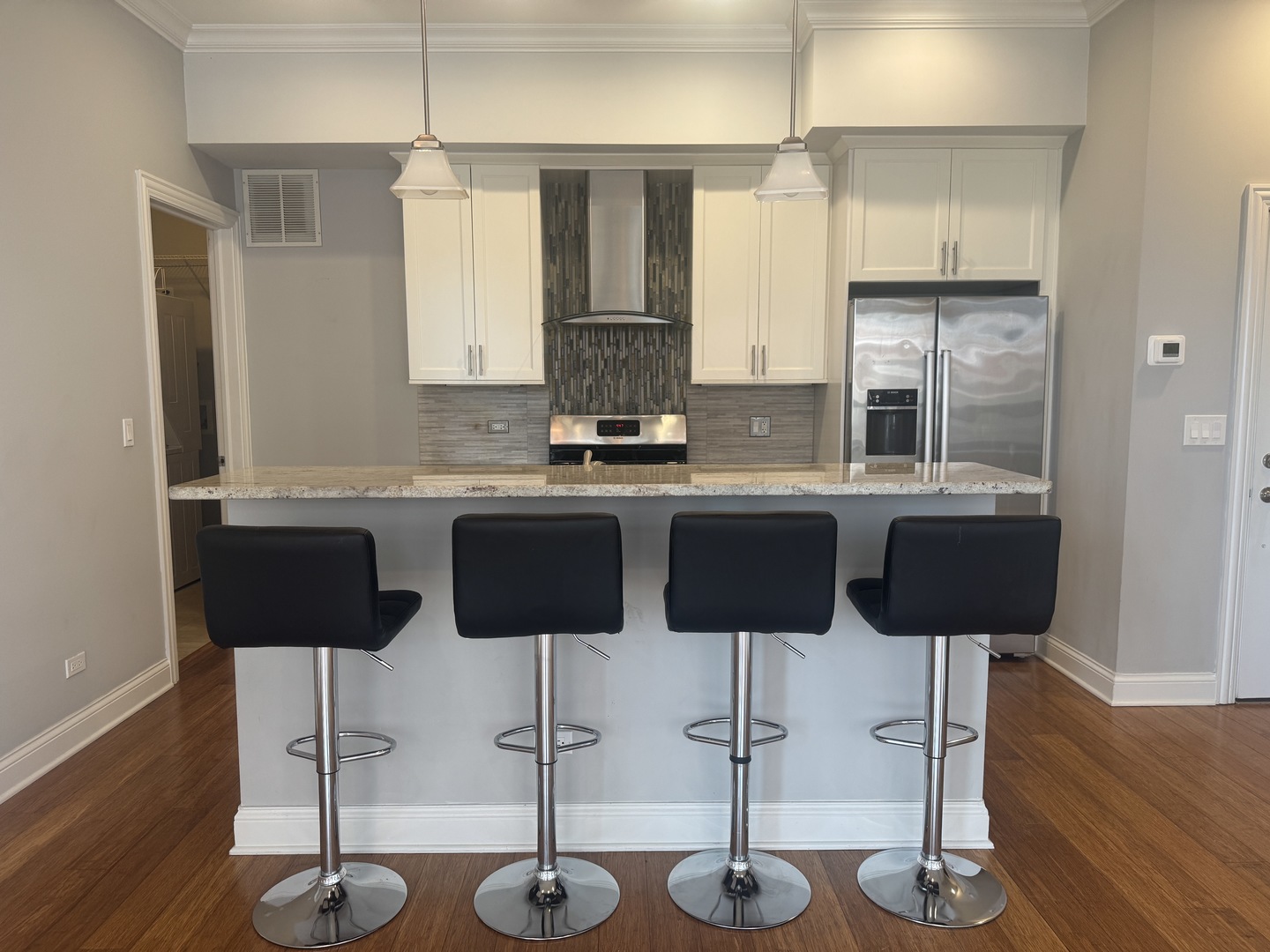 951 W Huron Street 402