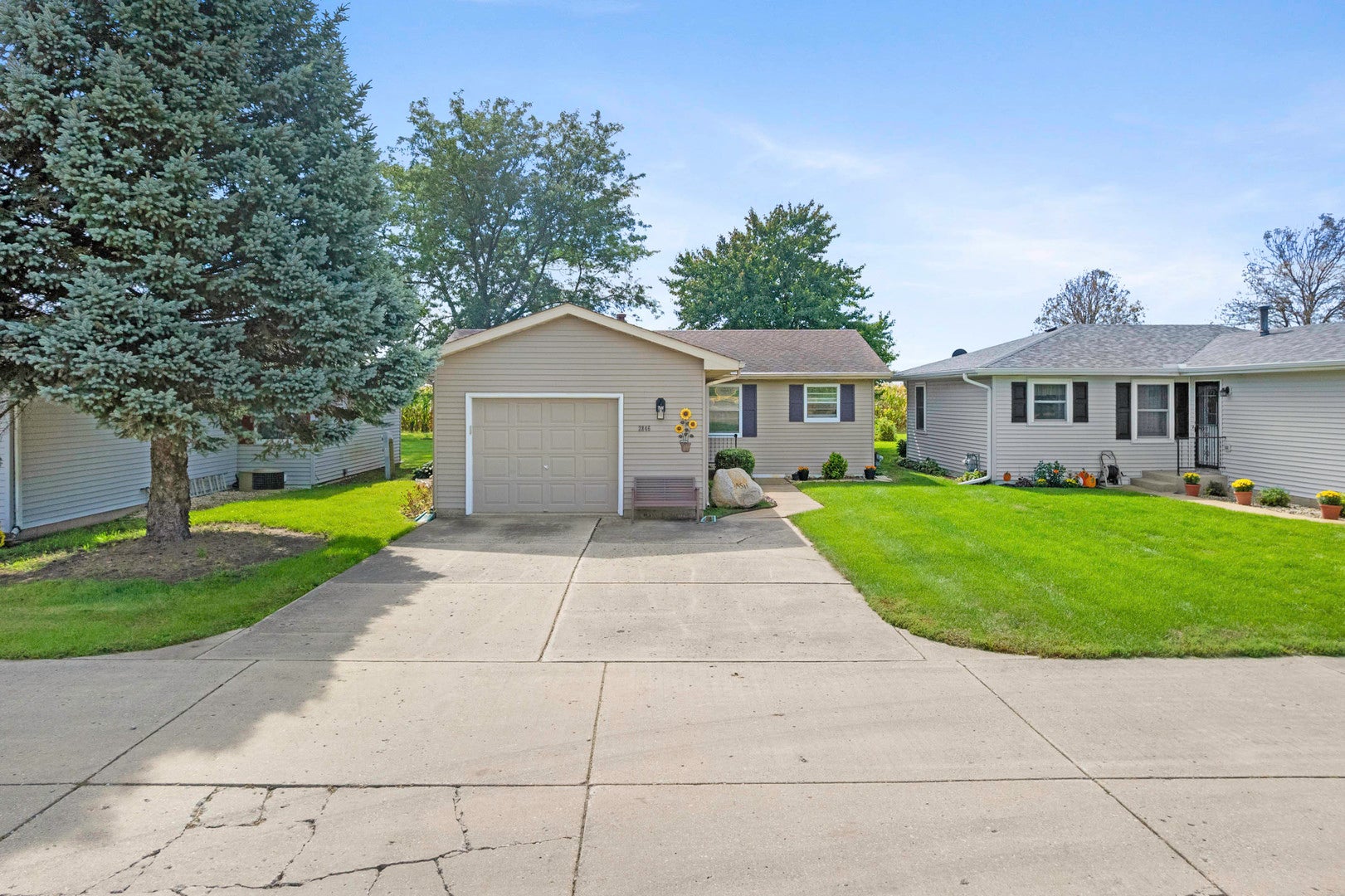 2846 N 48th. Road