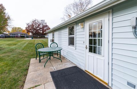 Tiny photo for 2031 Gilboa Avenue, Zion, IL 60099 (MLS # 12513402)