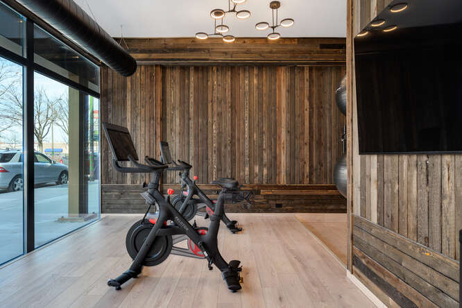 1257 N ASHLAND Avenue 504