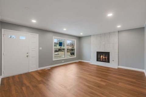 Tiny photo for 1330 E Kennedy Drive, Streamwood, IL 60107 (MLS # 12537341)