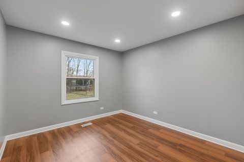 Tiny photo for 1330 E Kennedy Drive, Streamwood, IL 60107 (MLS # 12537341)