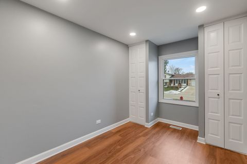 Tiny photo for 1330 E Kennedy Drive, Streamwood, IL 60107 (MLS # 12537341)