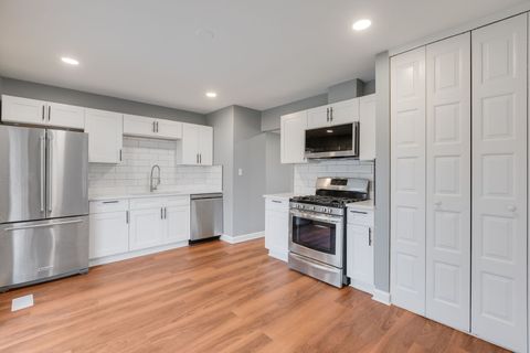 Tiny photo for 1330 E Kennedy Drive, Streamwood, IL 60107 (MLS # 12537341)