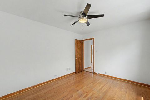 Tiny photo for 11011 S Avenue L, Chicago, IL 60617 (MLS # 12686187)