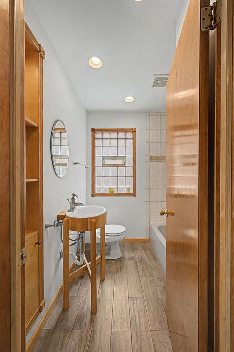 Tiny photo for 11011 S Avenue L, Chicago, IL 60617 (MLS # 12686187)