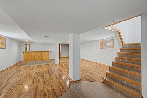 Tiny photo for 11011 S Avenue L, Chicago, IL 60617 (MLS # 12686187)