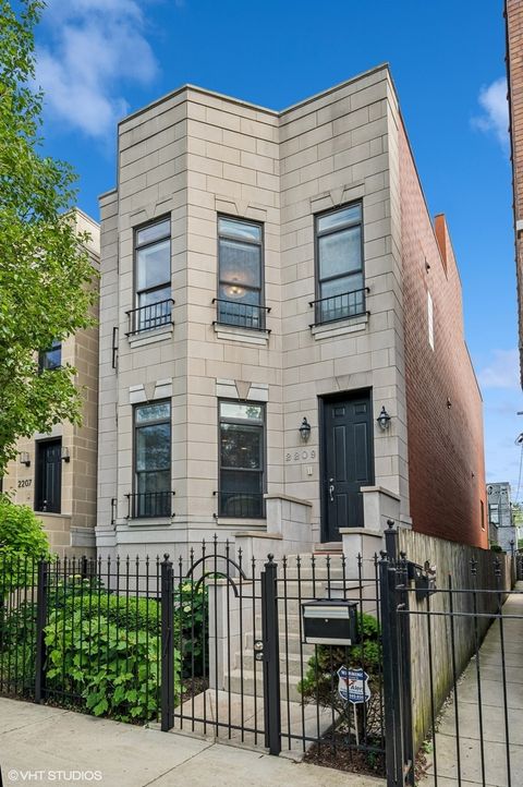 Photo of 2209 W Erie Street, Chicago, IL 60612 (MLS # 12478456)