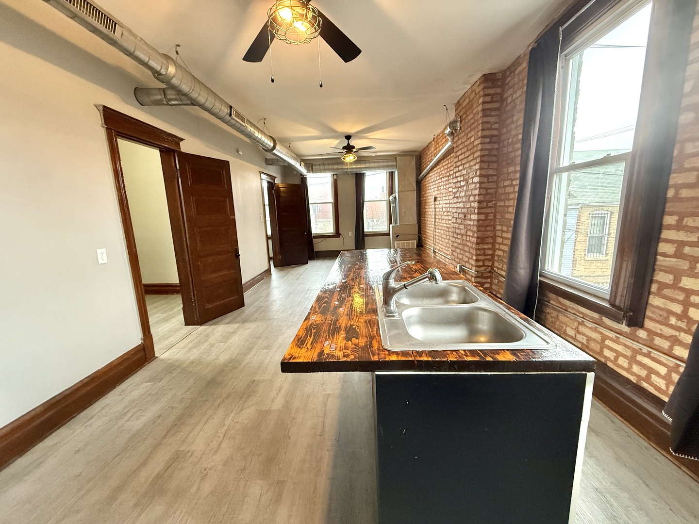 2141 S Marshall Boulevard 2R