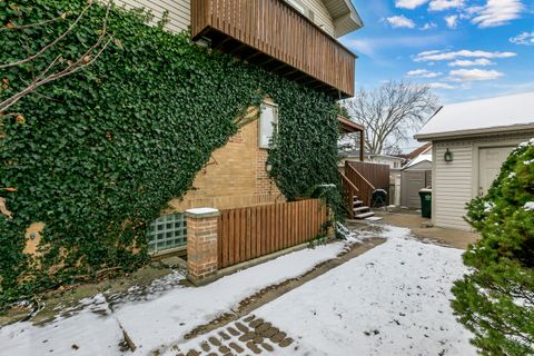 A home in Park Ridge