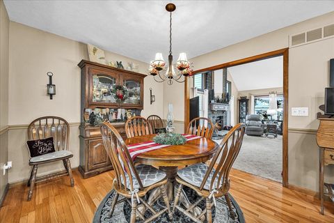 Tiny photo for 717 Thistlewood Cc Court, Normal, IL 61761 (MLS # 12542698)