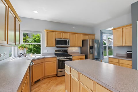 Tiny photo for 1999 Sparrow Circle, Round Lake, IL 60073 (MLS # 12756352)