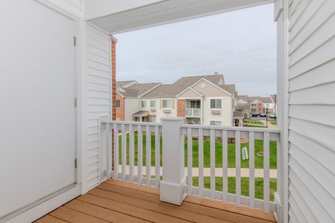 Tiny photo for 154 Bertram Drive #P, Yorkville, IL 60560 (MLS # 12610022)