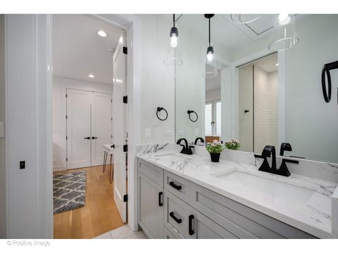 Tiny photo for 1845 W Wellington Avenue, Chicago, IL 60657 (MLS # 12620635)