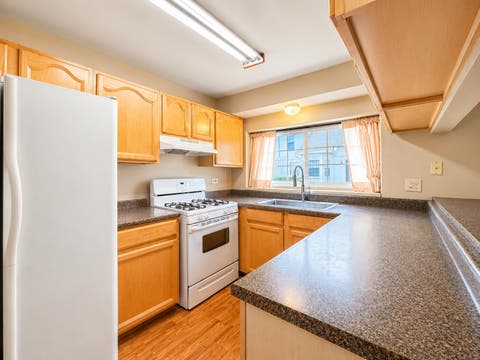 Tiny photo for 4590 Topaz Drive, Hoffman Estates, IL 60192 (MLS # 12678281)