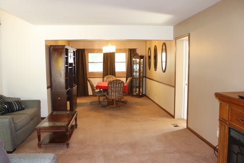 Tiny photo for 425 S Arlington Heights Road, Elk Grove Village, IL 60007 (MLS # 12730595)
