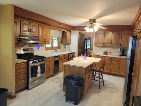 Tiny photo for 425 S Arlington Heights Road, Elk Grove Village, IL 60007 (MLS # 12730595)