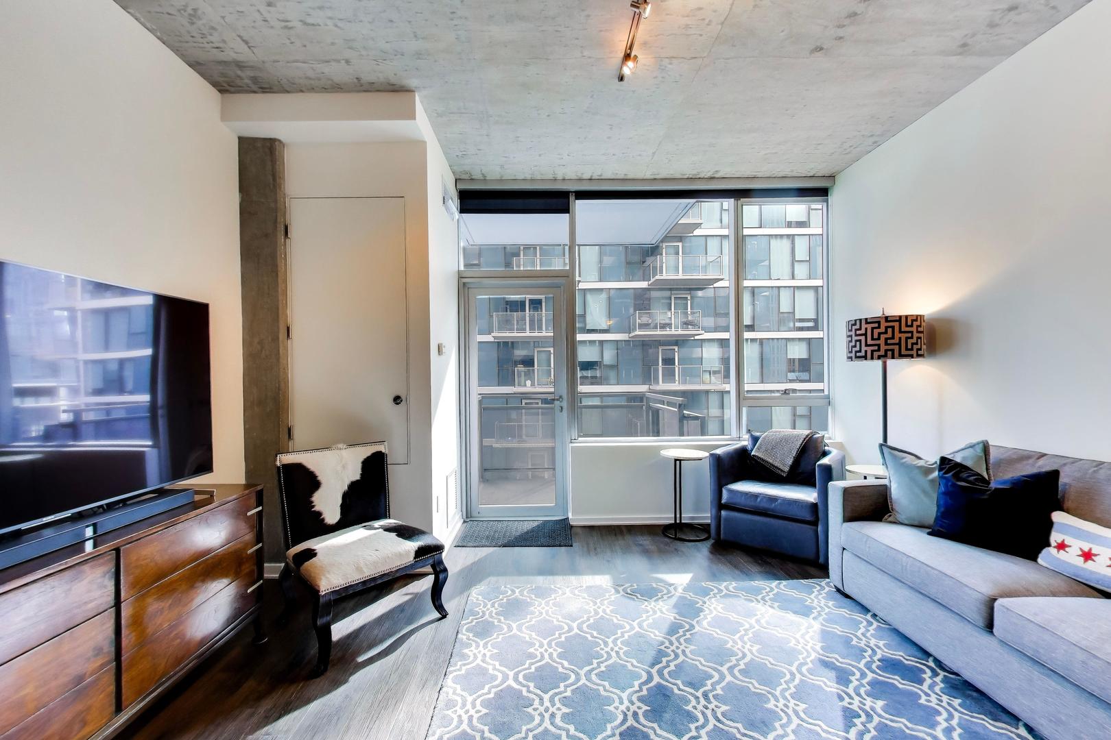 1345 S Wabash Avenue 707