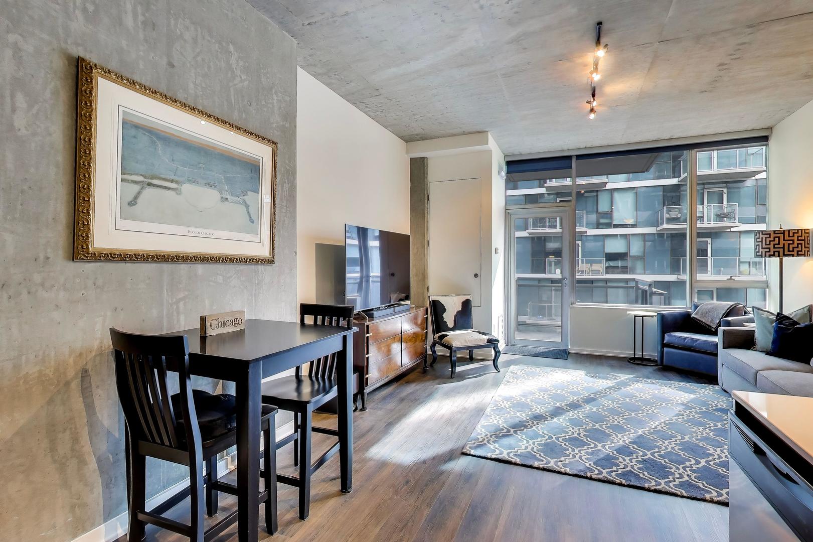 1345 S Wabash Avenue 707