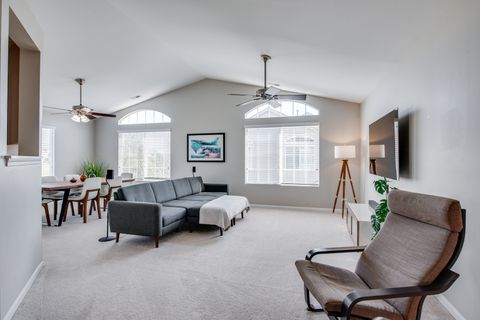 Tiny photo for 2216 Summerlin Drive, Aurora, IL 60503 (MLS # 12449250)