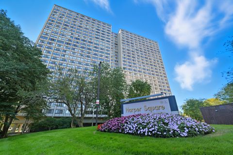 Photo of 4850 S Lake Park Avenue #2406, Chicago, IL 60615 (MLS # 12493092)