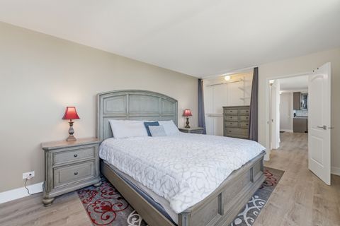 Tiny photo for 4850 S Lake Park Avenue #2406, Chicago, IL 60615 (MLS # 12493092)