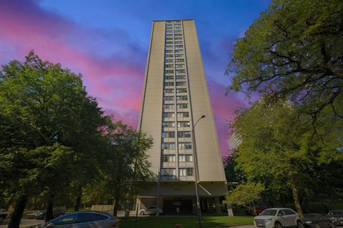 Tiny photo for 4850 S Lake Park Avenue #2406, Chicago, IL 60615 (MLS # 12493092)