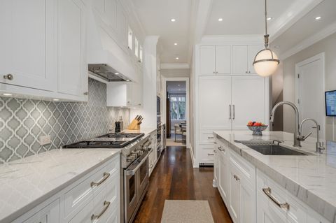 Tiny photo for 2047 N Bissell Street, Chicago, IL 60614 (MLS # 12603262)