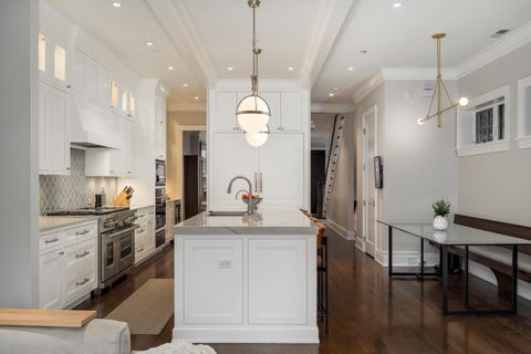 Tiny photo for 2047 N Bissell Street, Chicago, IL 60614 (MLS # 12603262)