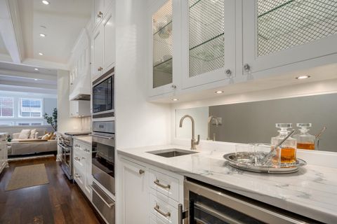 Tiny photo for 2047 N Bissell Street, Chicago, IL 60614 (MLS # 12603262)