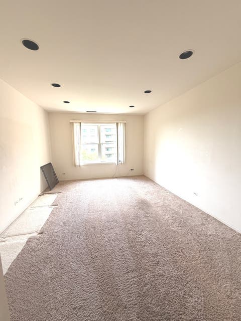 Tiny photo for 4545 W Touhy Avenue #409E, Lincolnwood, IL 60712 (MLS # 12710746)