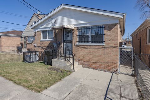 Tiny photo for 8906 S Halsted Street, Chicago, IL 60620 (MLS # 12589423)