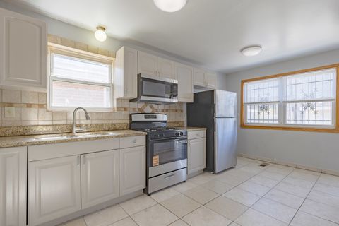 Tiny photo for 8906 S Halsted Street, Chicago, IL 60620 (MLS # 12589423)