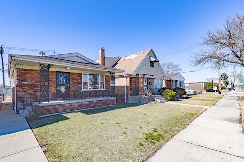 Tiny photo for 8906 S Halsted Street, Chicago, IL 60620 (MLS # 12589423)
