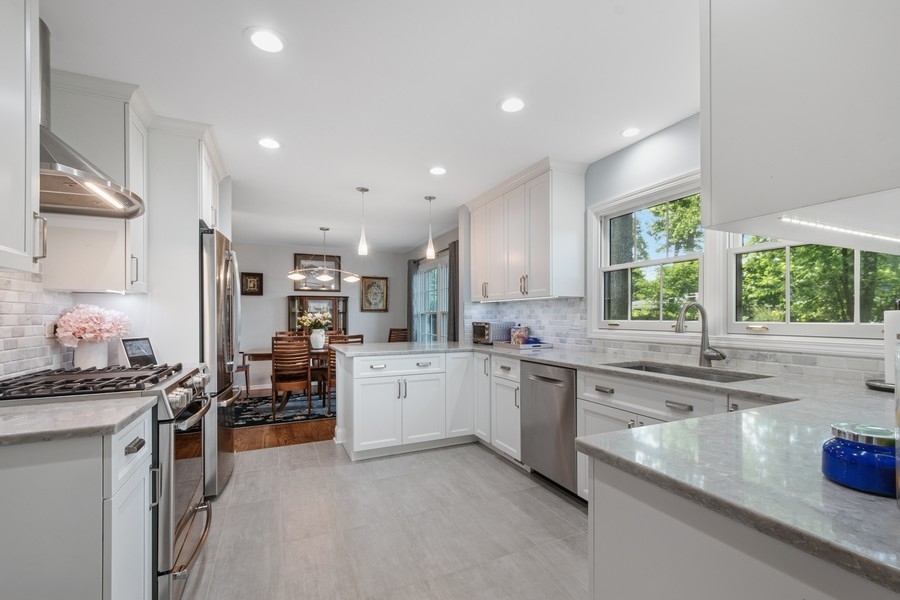 2421 Swainwood Drive