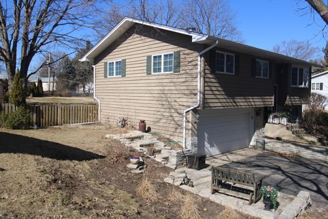 Tiny photo for 207 York Place, New Lenox, IL 60451 (MLS # 12566821)